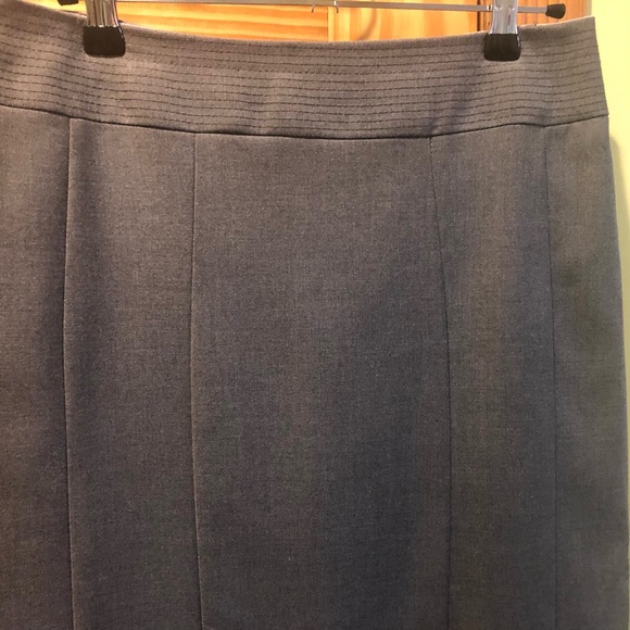 H&M Pencil Skirt - Picture 3 of 4